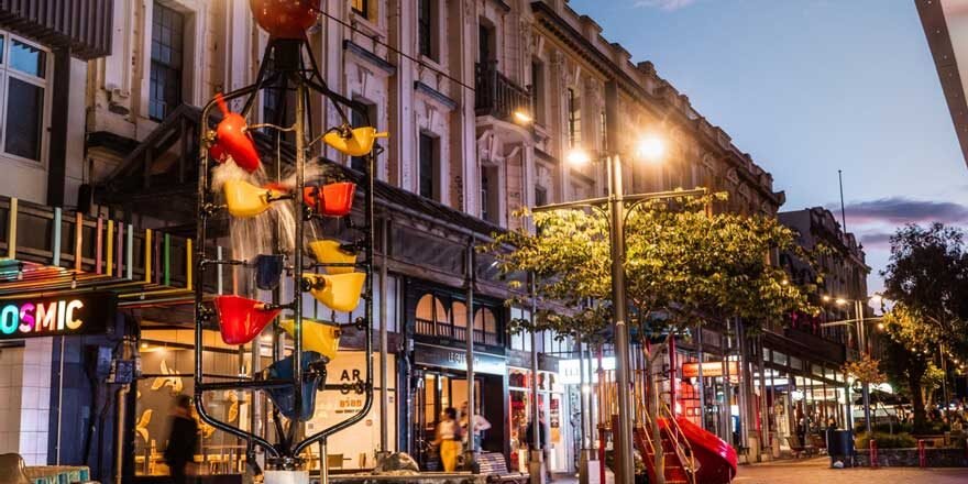 Scenic_Cuba_Street_Bucket_Fountain_WellingtonNZ_Credit_Johnny_Hendrikus_2021_night_shot_dusk_busy_street Scenic_Cuba_Street_Bucket_Fountain_WellingtonNZ_Credit_Johnny_Hendrikus_2021_night_shot_dusk_busy_street